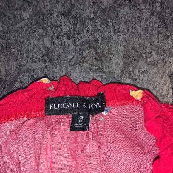 Kendall and kylie long sleeve shirt - Picture 2 of 2